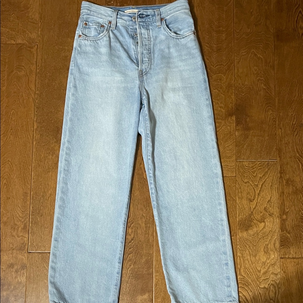 Levi's Ribcage Straight Ankle Jeans